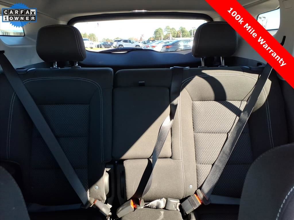 Used 2023 GMC Terrain SLE w/ Driver Convenience Package image 18