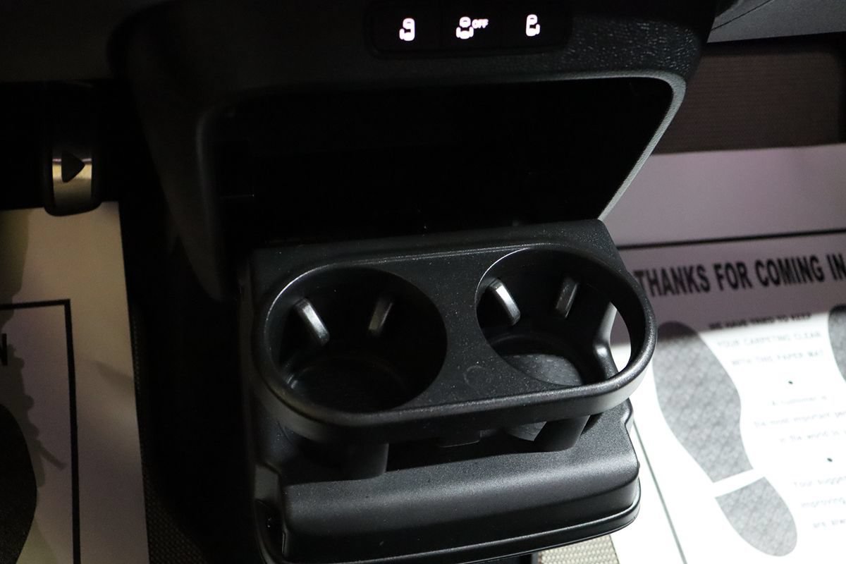 Used 2025 Volkswagen ID. Buzz Pro S RWD image 53