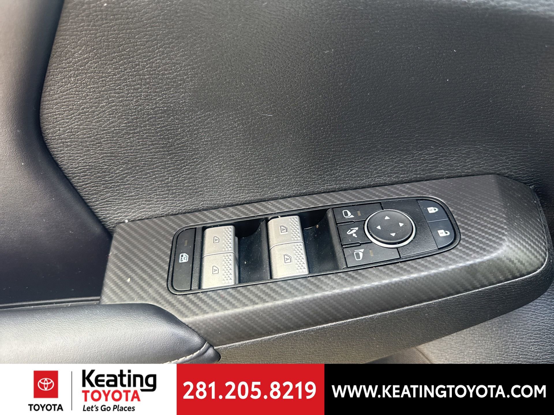 Used 2024 Mitsubishi Outlander SE Black Edition image 12