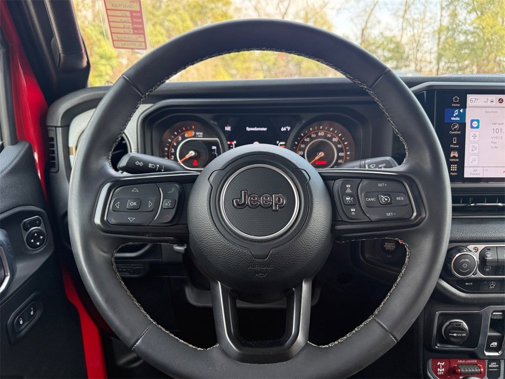 Used 2025 Jeep Wrangler Willys image 20