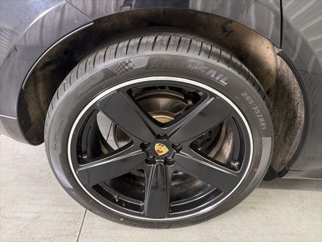 Used 2019 Porsche Macan AWD/4WD image 25