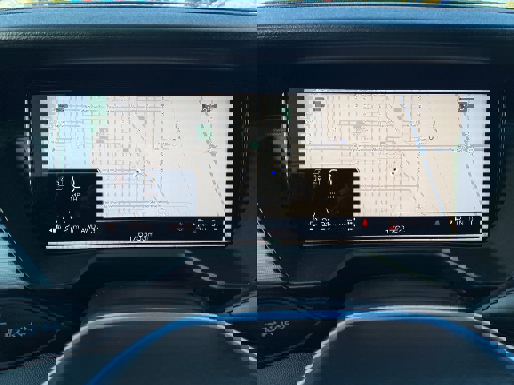 Used 2025 GMC Acadia Elevation image 2