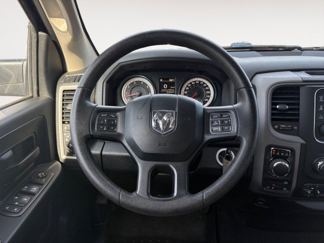 Used 2016 RAM 1500 Express AWD/4WD image 12