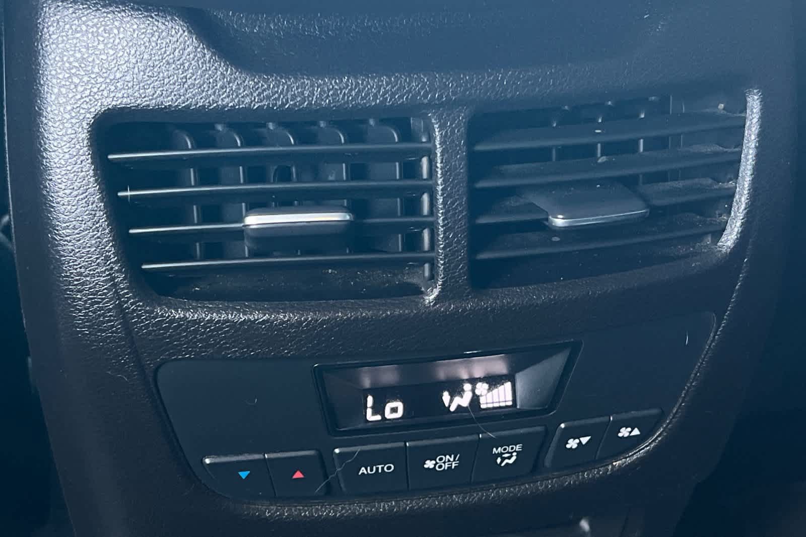 Used 2019 Acura MDX w/ Technology Package AWD/4WD image 15