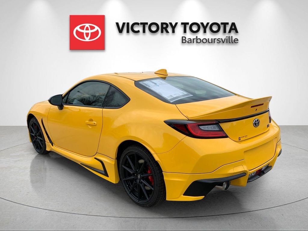 New 2026 Toyota GR86 YUZU Limited image 3
