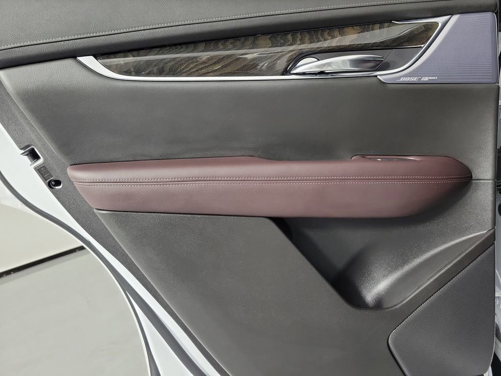 Used 2024 Cadillac XT6 Premium Luxury w/ Technology Package FWD image 14