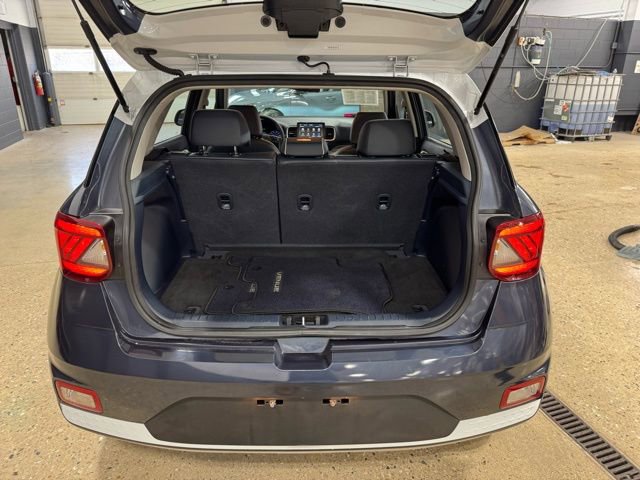 Used 2020 Hyundai Venue image 26