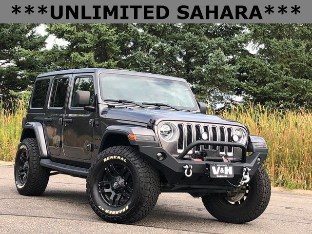 Used 2018 Jeep Wrangler Unlimited Sahara w/ Dual Top Group AWD/4WD image 1