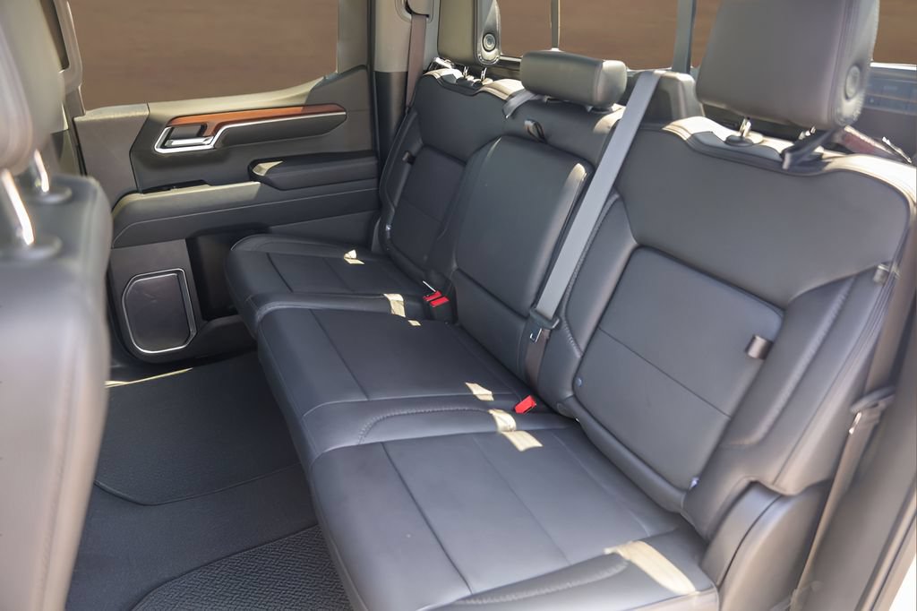 Used 2023 GMC Sierra 1500 Denali w/ Denali Reserve Package AWD/4WD image 24