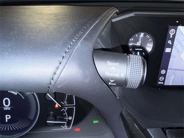 Certified 2021 Lexus ES 300h w/ Accessory Package image 29