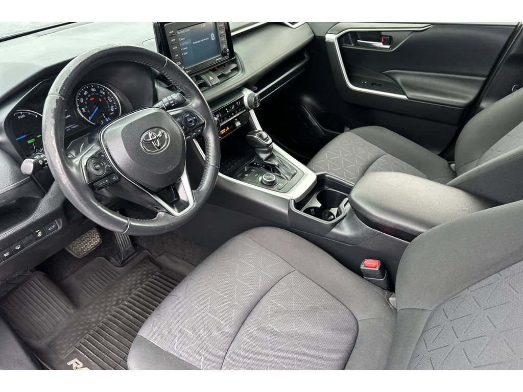 Certified 2020 Toyota RAV4 XLE w/ Convenience Package AWD/4WD image 10