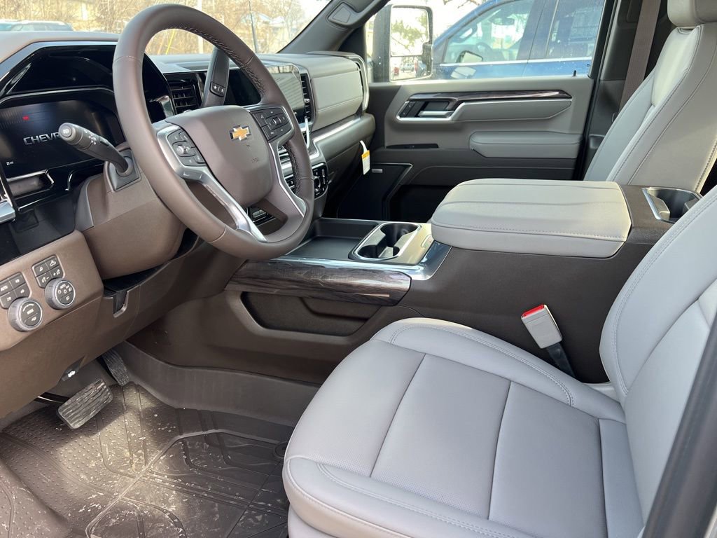 New 2026 Chevrolet Silverado 2500 LTZ w/ LTZ Convenience Package image 13