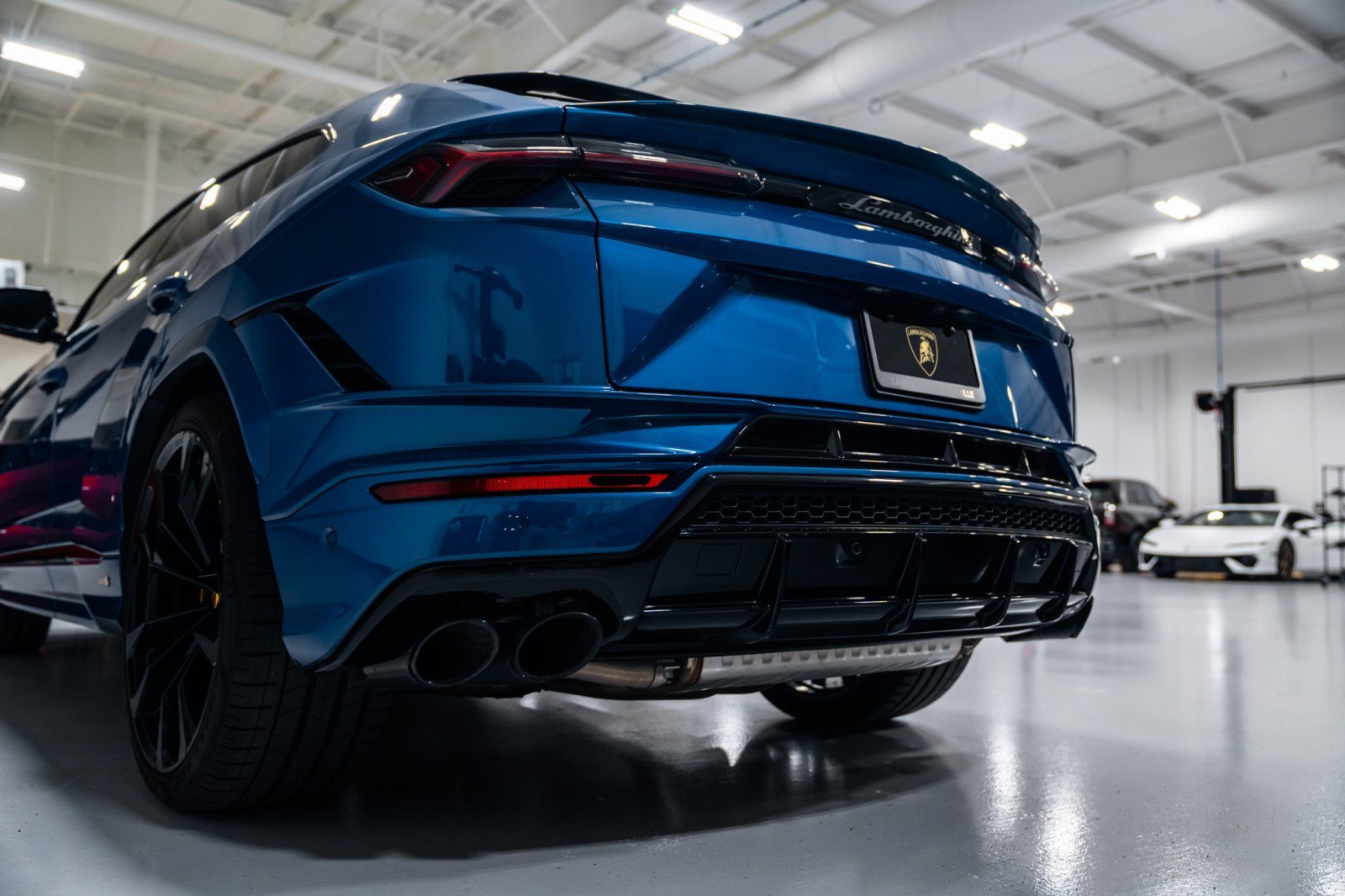Used 2024 Lamborghini Urus S image 31