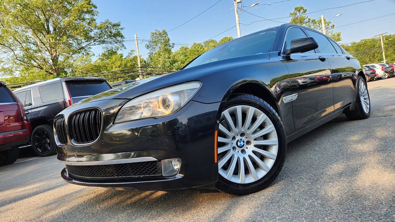 Used 2011 BMW 750Li xDrive AWD/4WD image 3