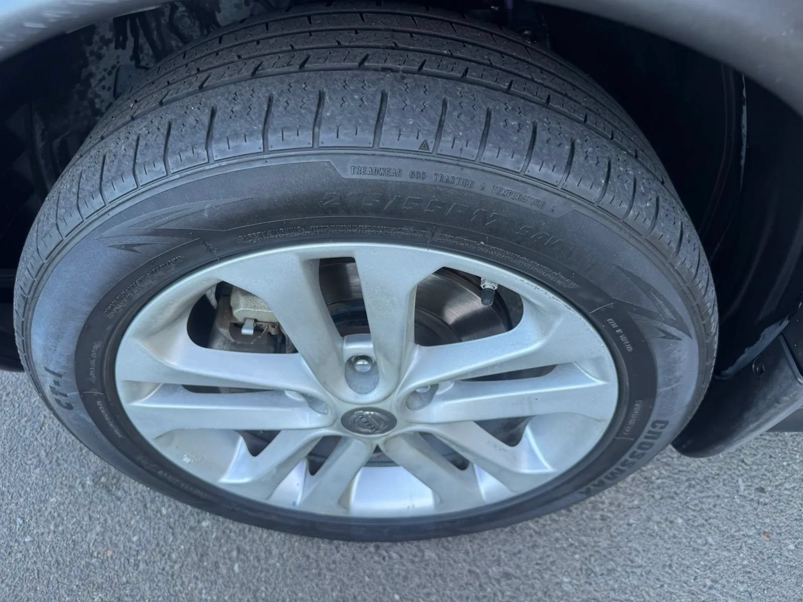 Used 2013 Nissan Juke SL AWD/4WD image 18