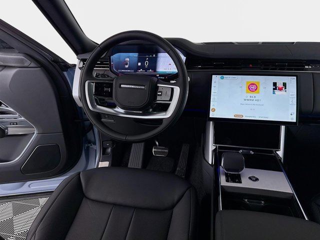 New 2026 Land Rover Range Rover SE image 25