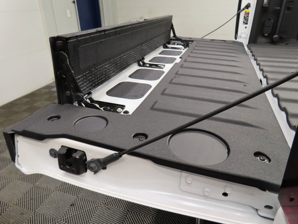 Used 2024 GMC Sierra 2500 SLT w/ SLT Premium Package image 44