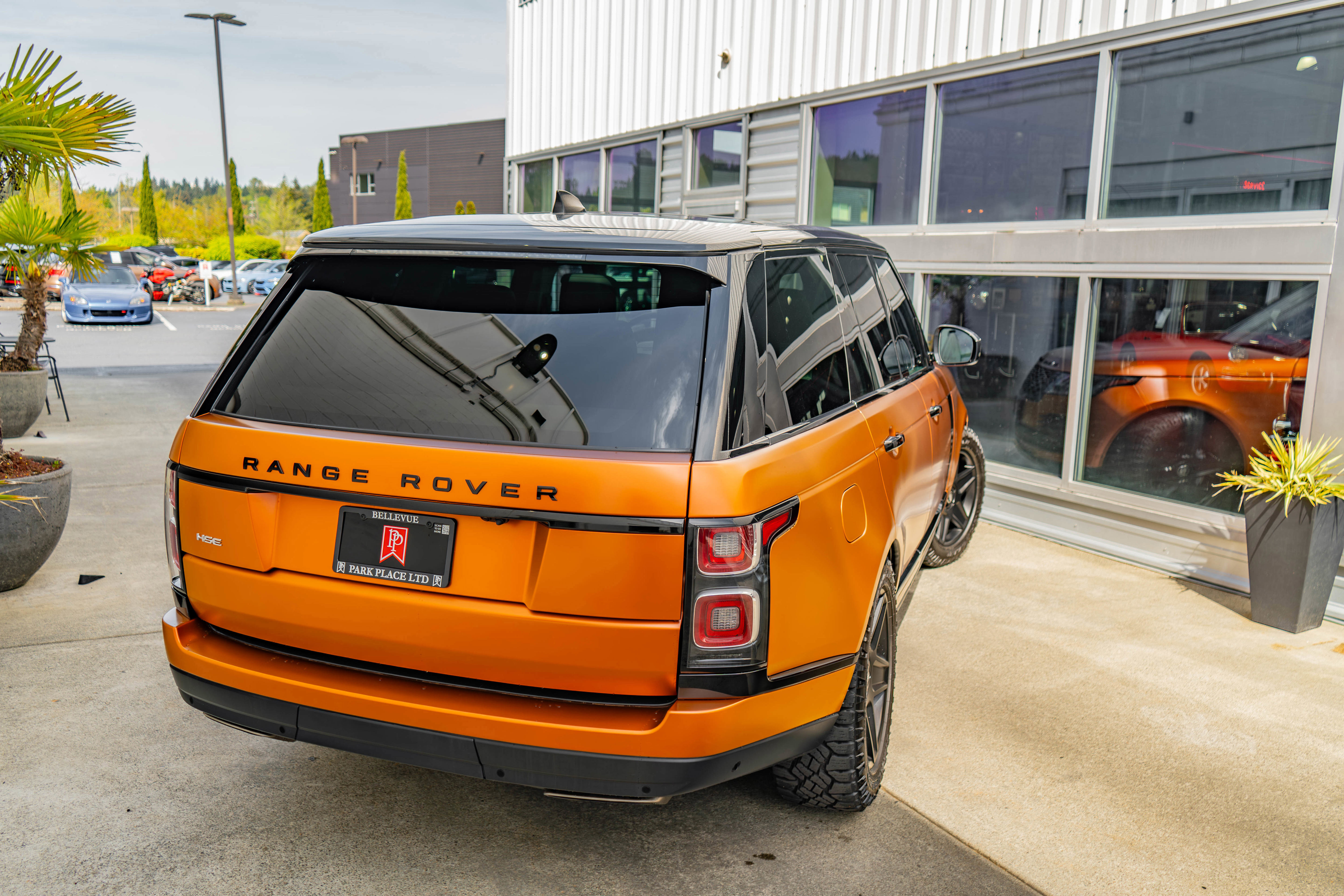 Used 2021 Land Rover Range Rover HSE AWD/4WD image 6