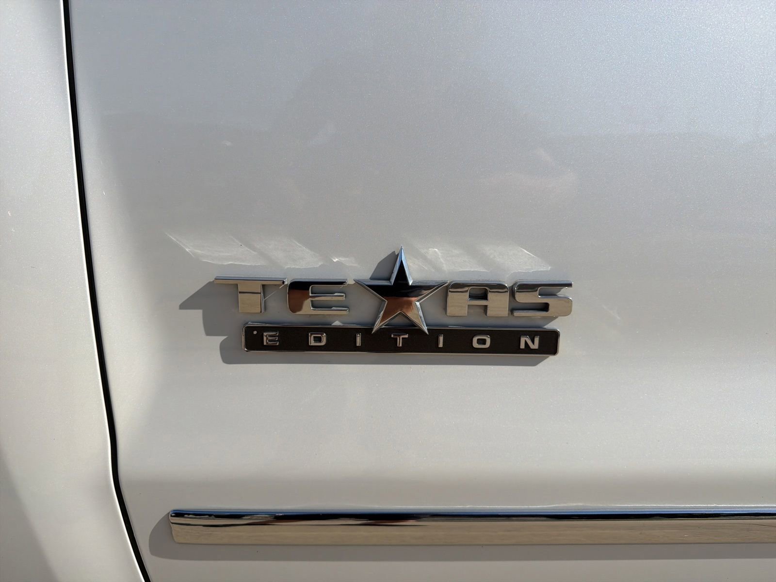 Used 2018 Chevrolet Silverado 1500 LTZ w/ Texas Edition AWD/4WD image 13
