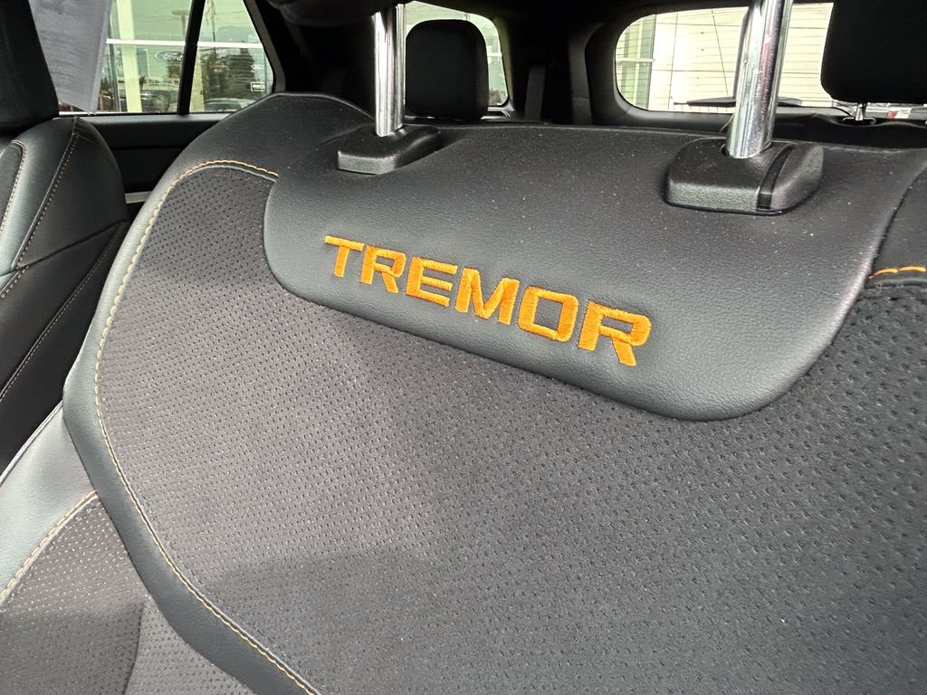 Used 2026 Ford Explorer Tremor w/ Tremor Convenience Package AWD/4WD image 11