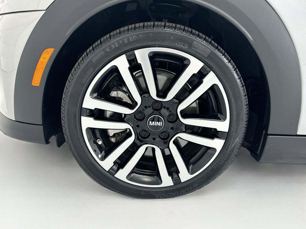 Certified 2024 MINI Cooper S image 31