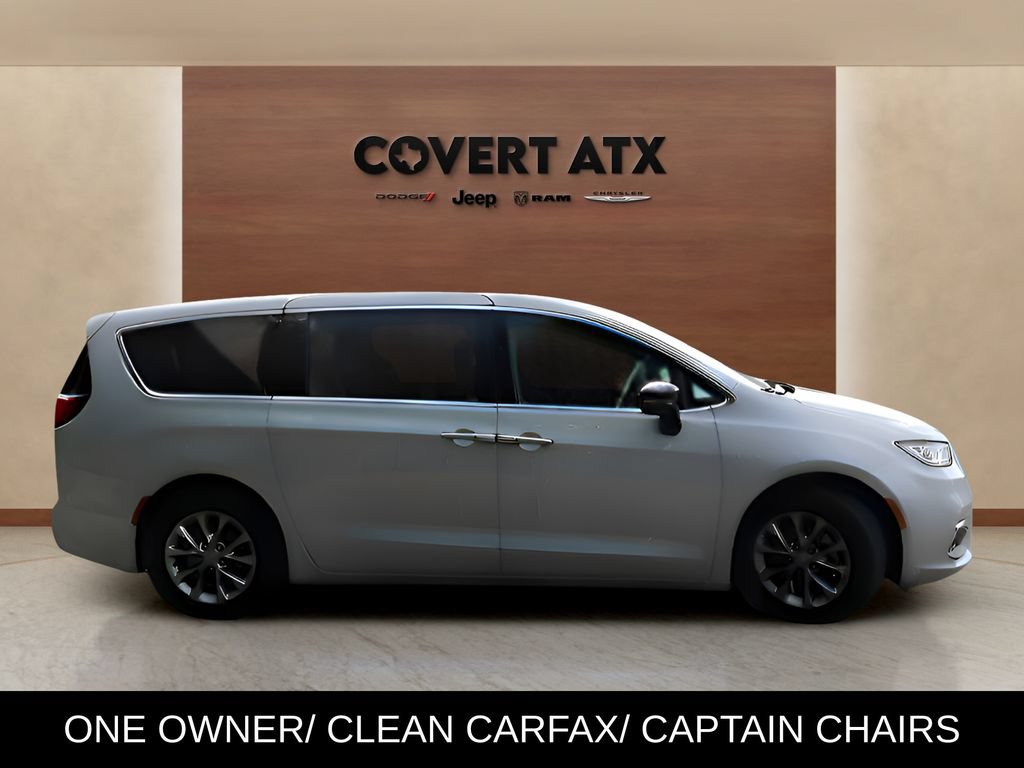 Used 2026 Chrysler Pacifica Limited FWD image 6