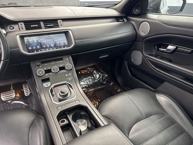 Used 2018 Land Rover Range Rover Evoque HSE Dynamic image 14