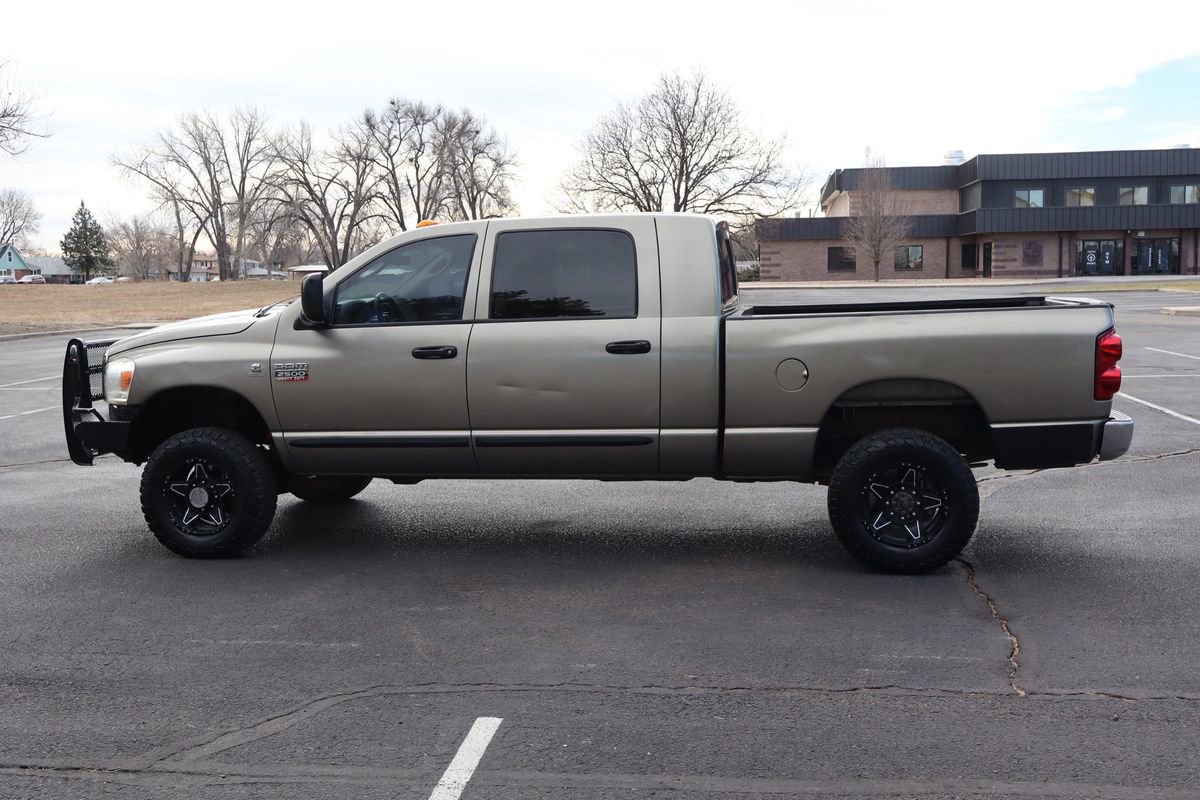 Used 2009 Dodge Ram 2500 Truck SLT image 9