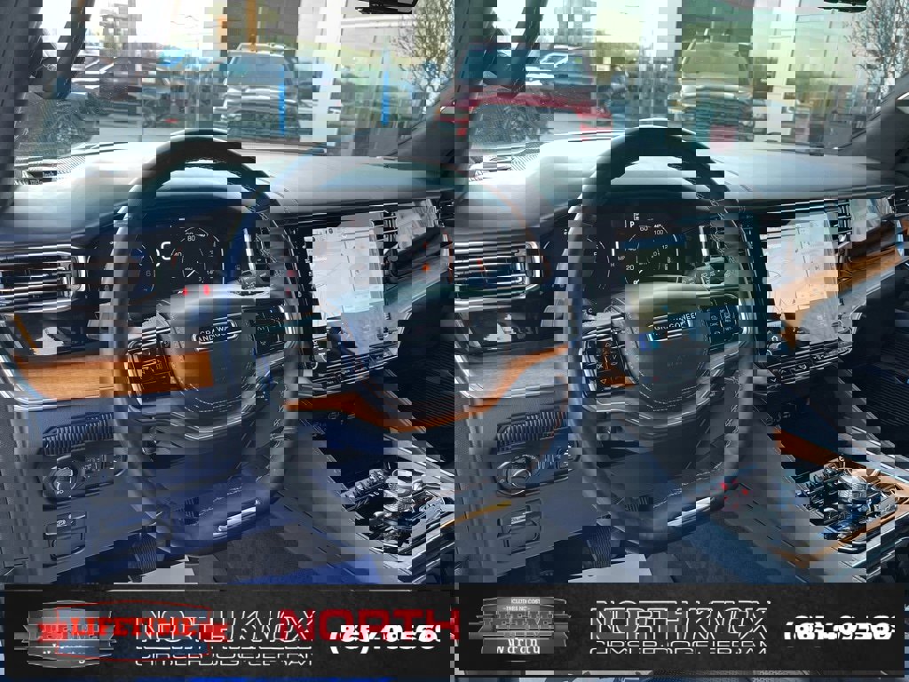 Used 2024 Jeep Grand Wagoneer L Series III image 6