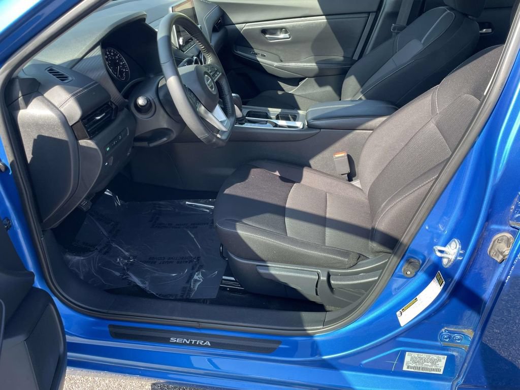 Used 2022 Nissan Sentra SV FWD image 16