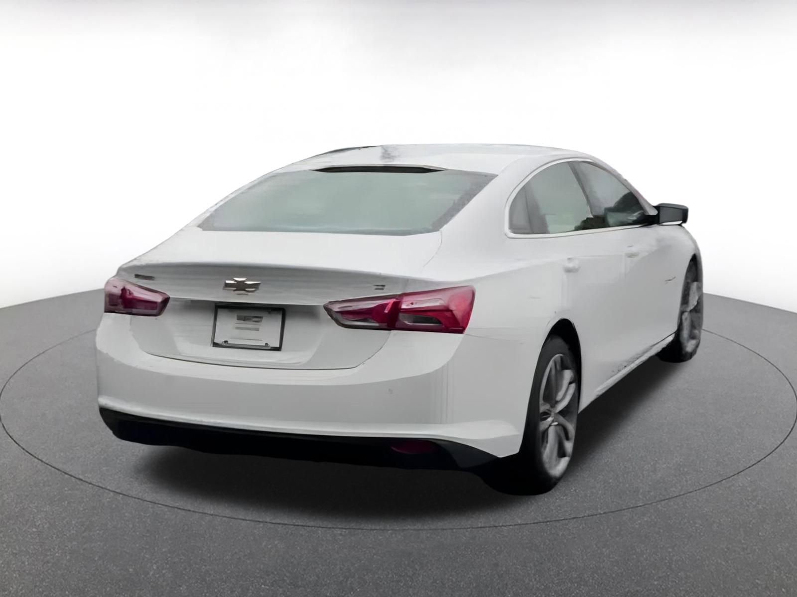 Used 2024 Chevrolet Malibu LT image 7