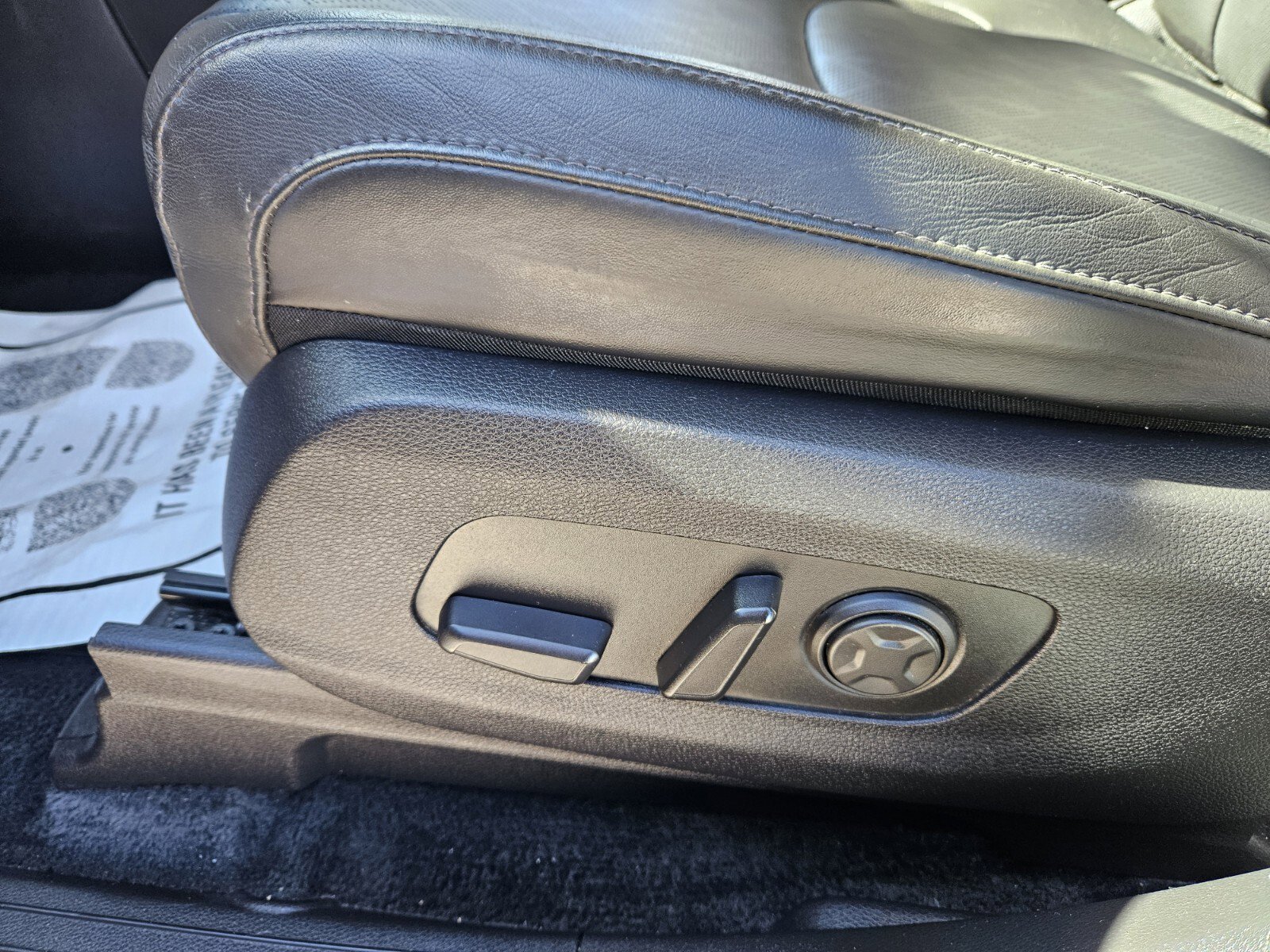 Used 2022 Kia Carnival SX image 10