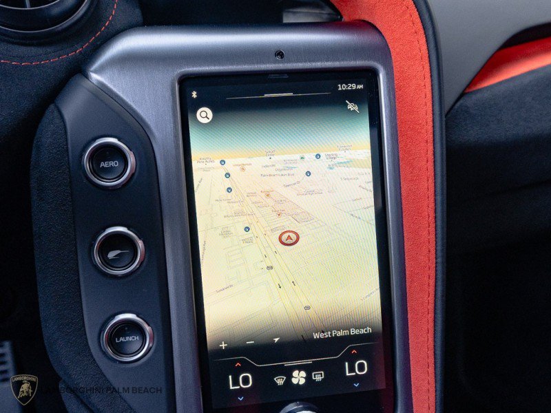 Used 2026 McLaren 750S RWD image 18