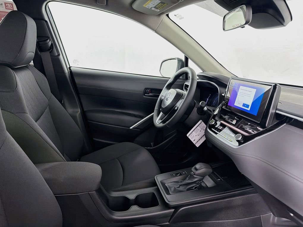 New 2026 Toyota Corolla Cross LE FWD image 33