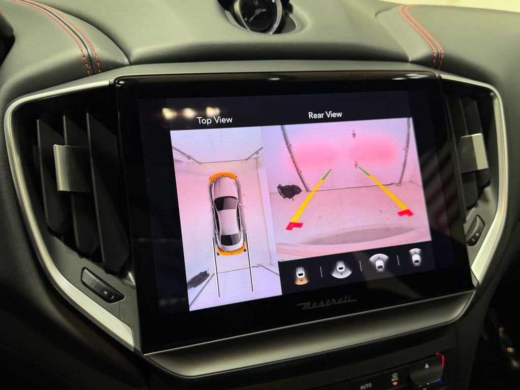 Used 2023 Maserati Ghibli Trofeo image 34