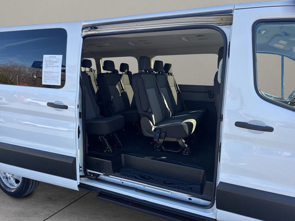Used 2020 Ford Transit 350 XLT image 24