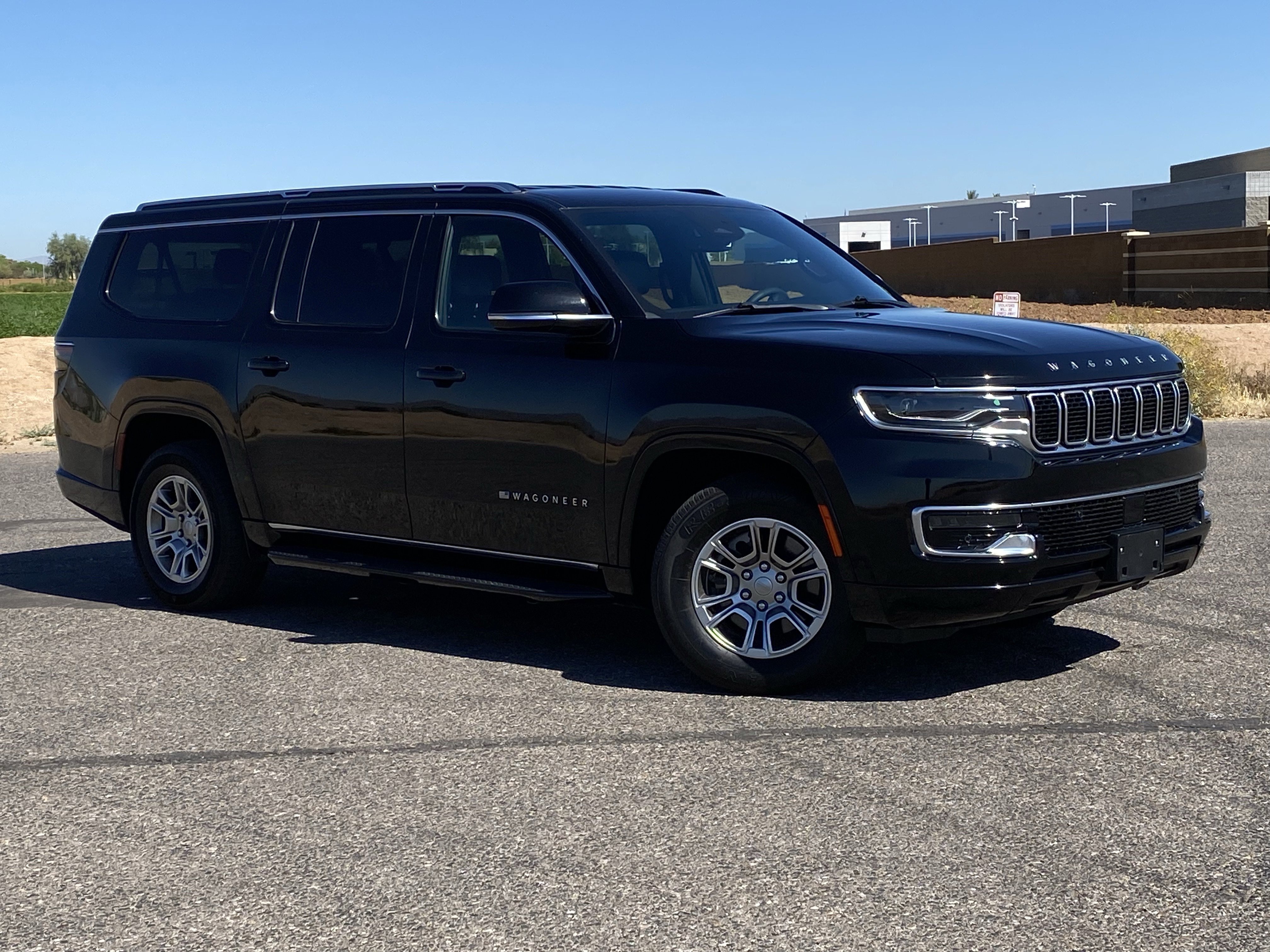 Used 2024 Jeep Wagoneer L 4WD image 35