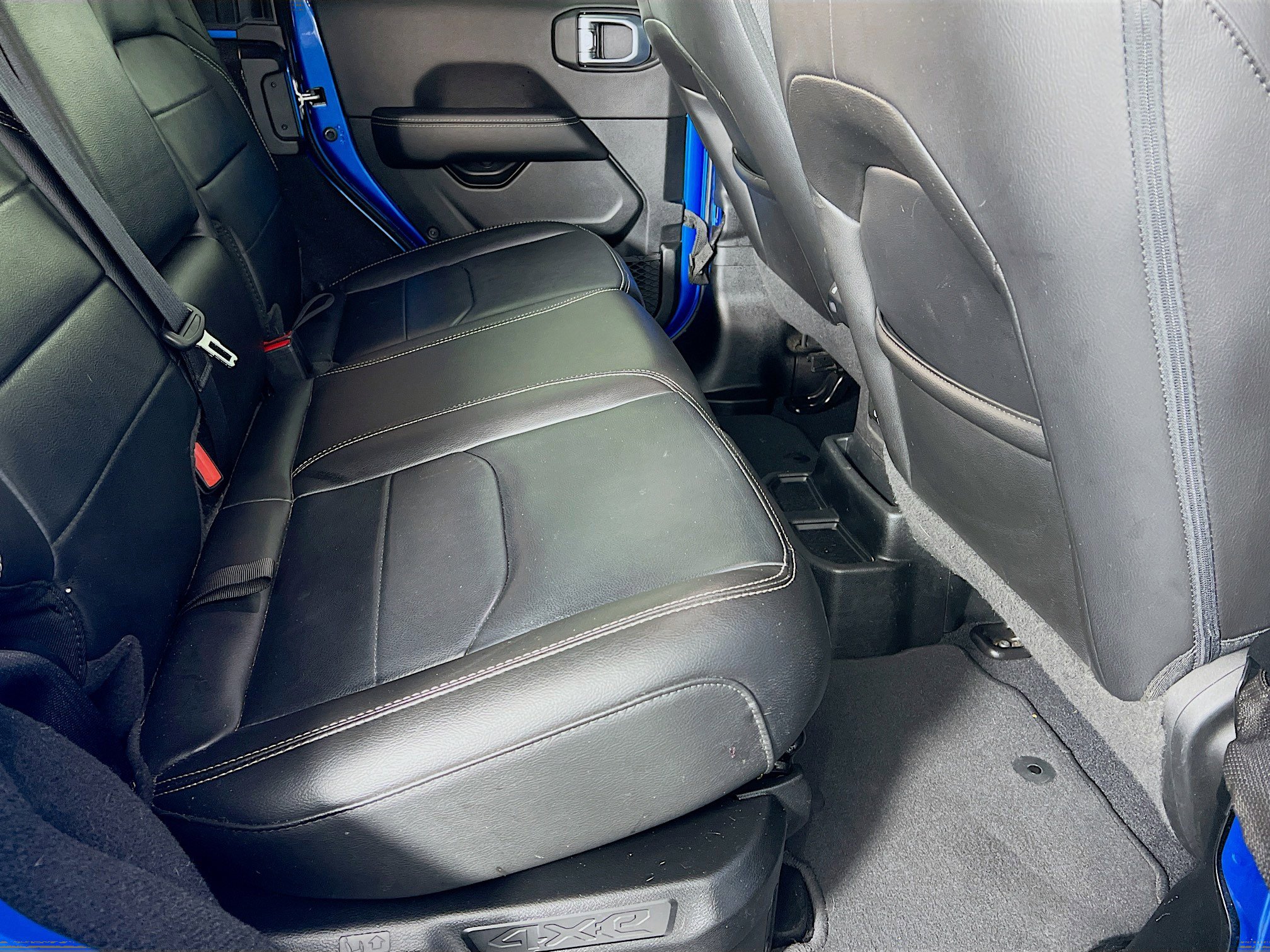 Used 2023 Jeep Wrangler Sahara w/ Cold Weather Group image 24