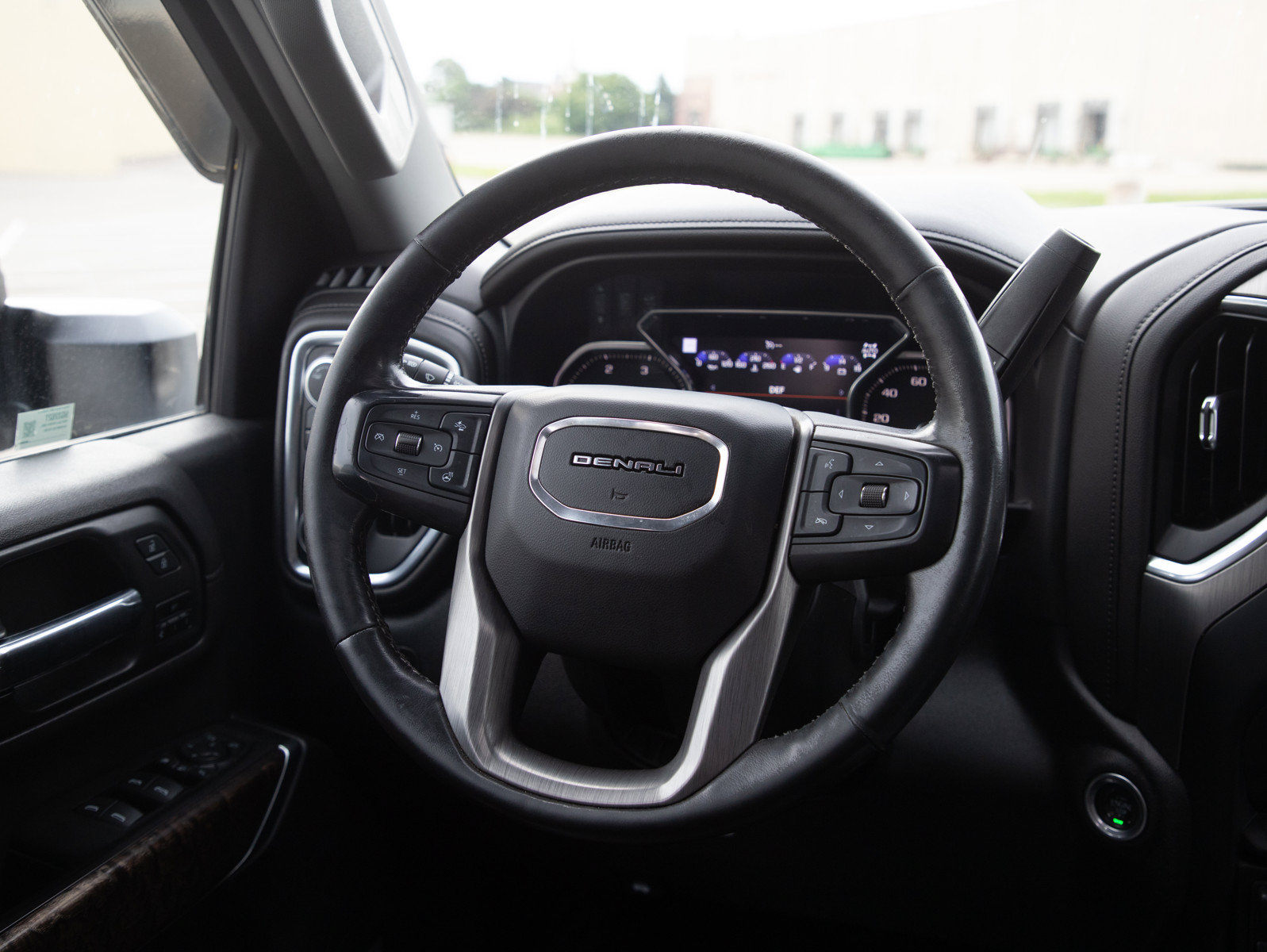Used 2020 GMC Sierra 3500 Denali w/ Denali Ultimate Package AWD/4WD image 18