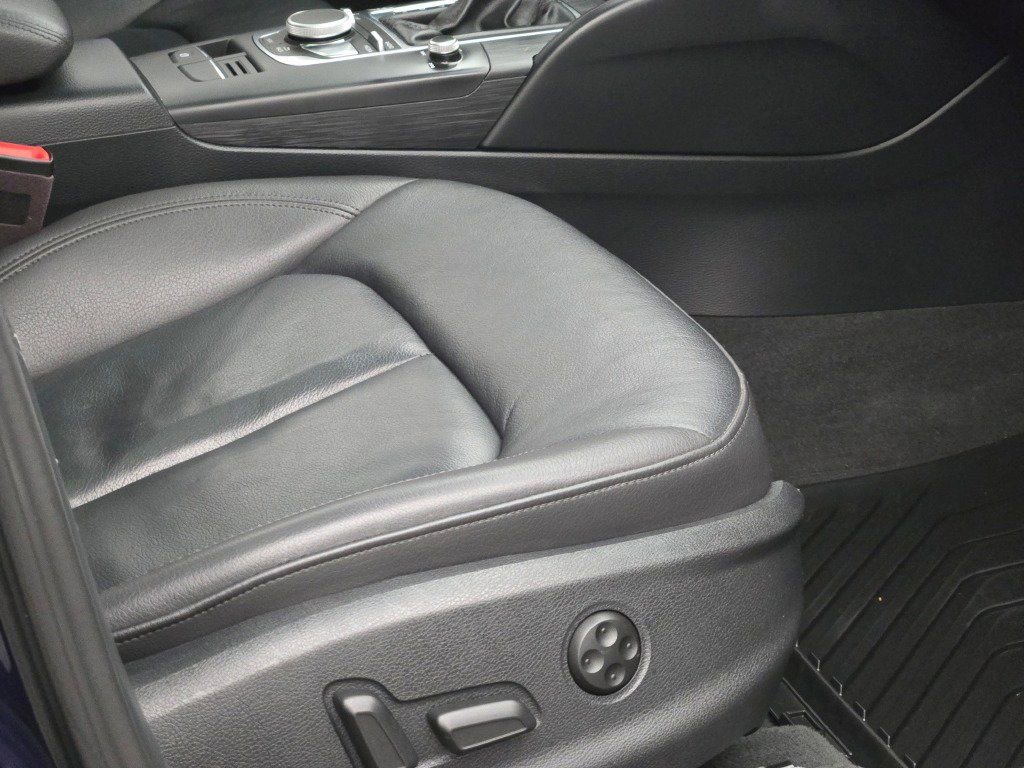 Used 2018 Audi A3 2.0T Premium Plus w/ Premium Plus Package image 6