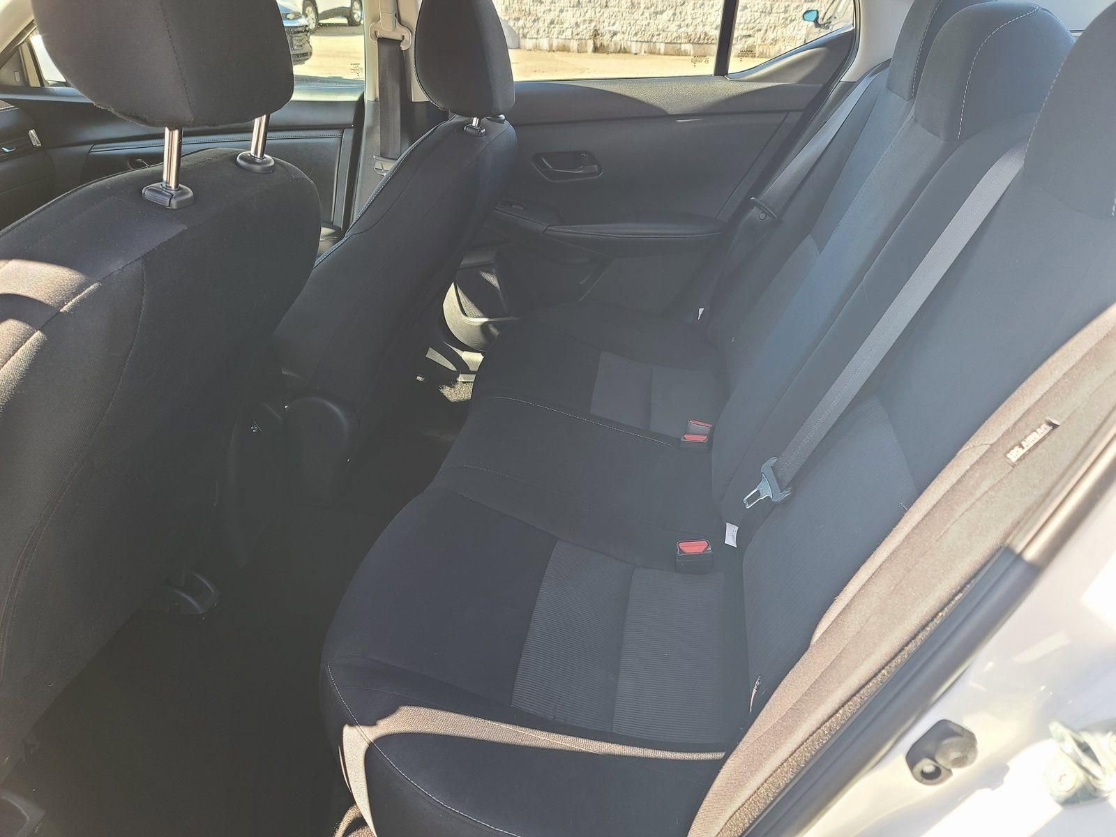 Used 2024 Nissan Sentra SV FWD image 15
