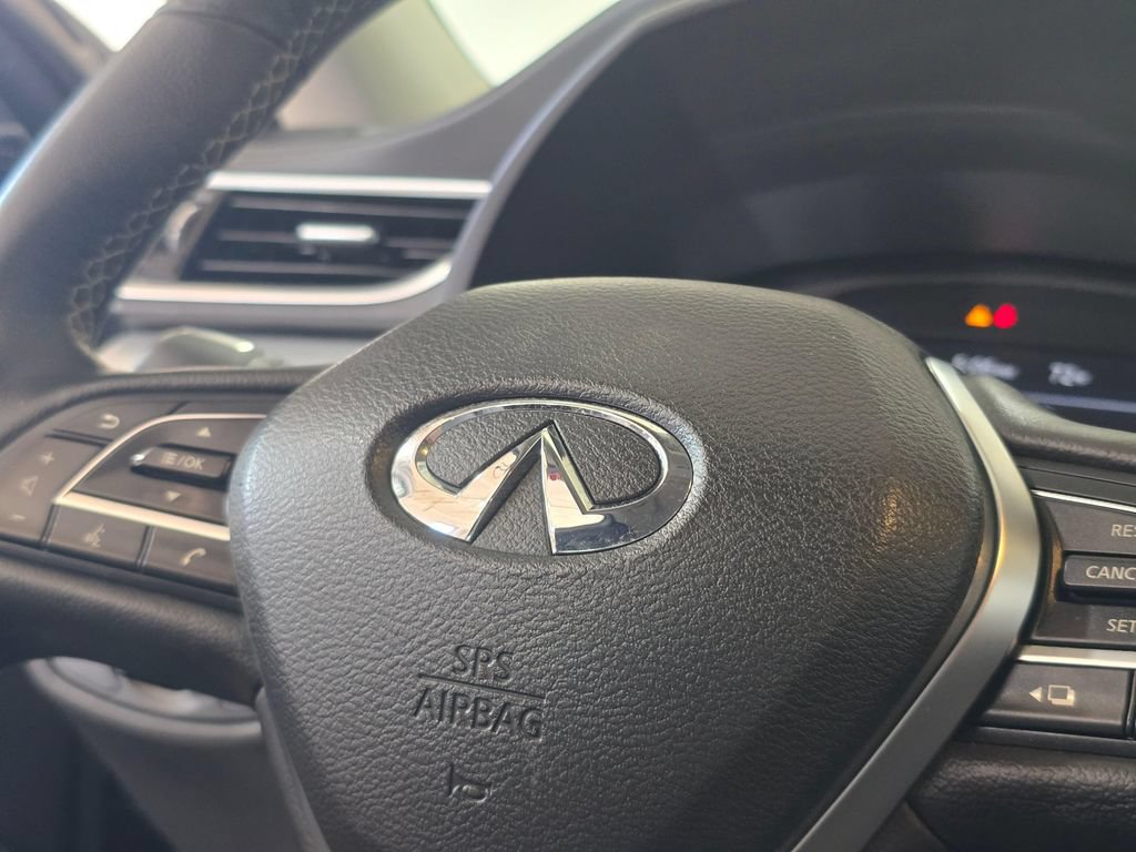 Used 2019 INFINITI QX50 Luxe w/ Navigation Package AWD/4WD image 20