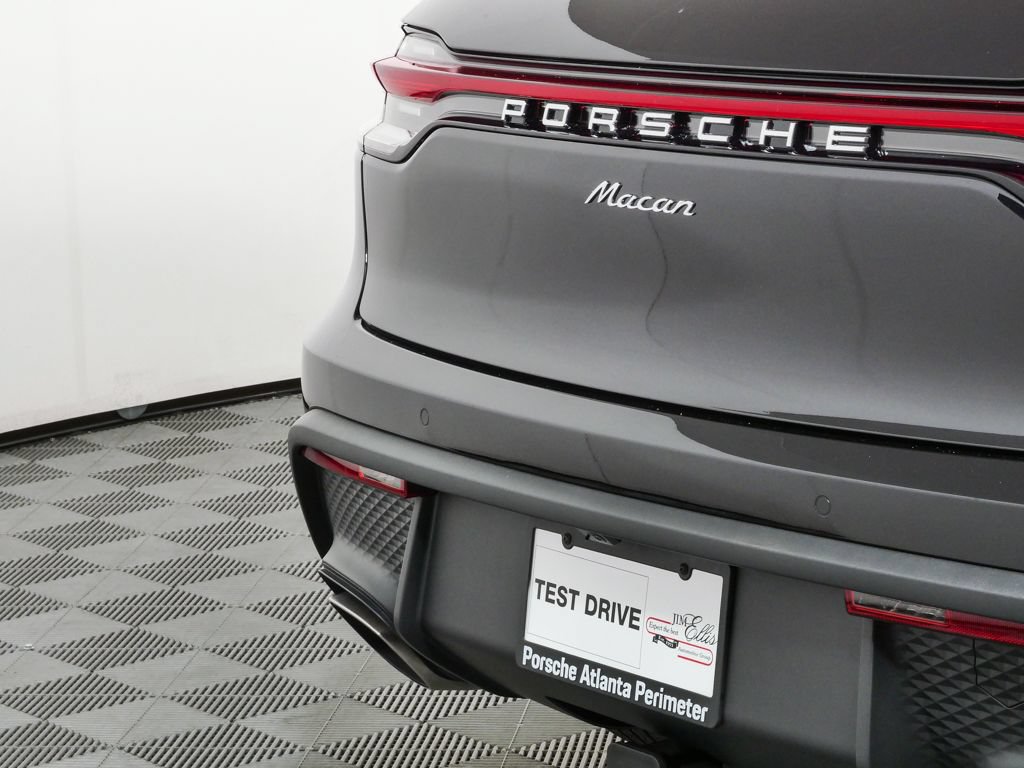 New 2026 Porsche Macan AWD/4WD image 37