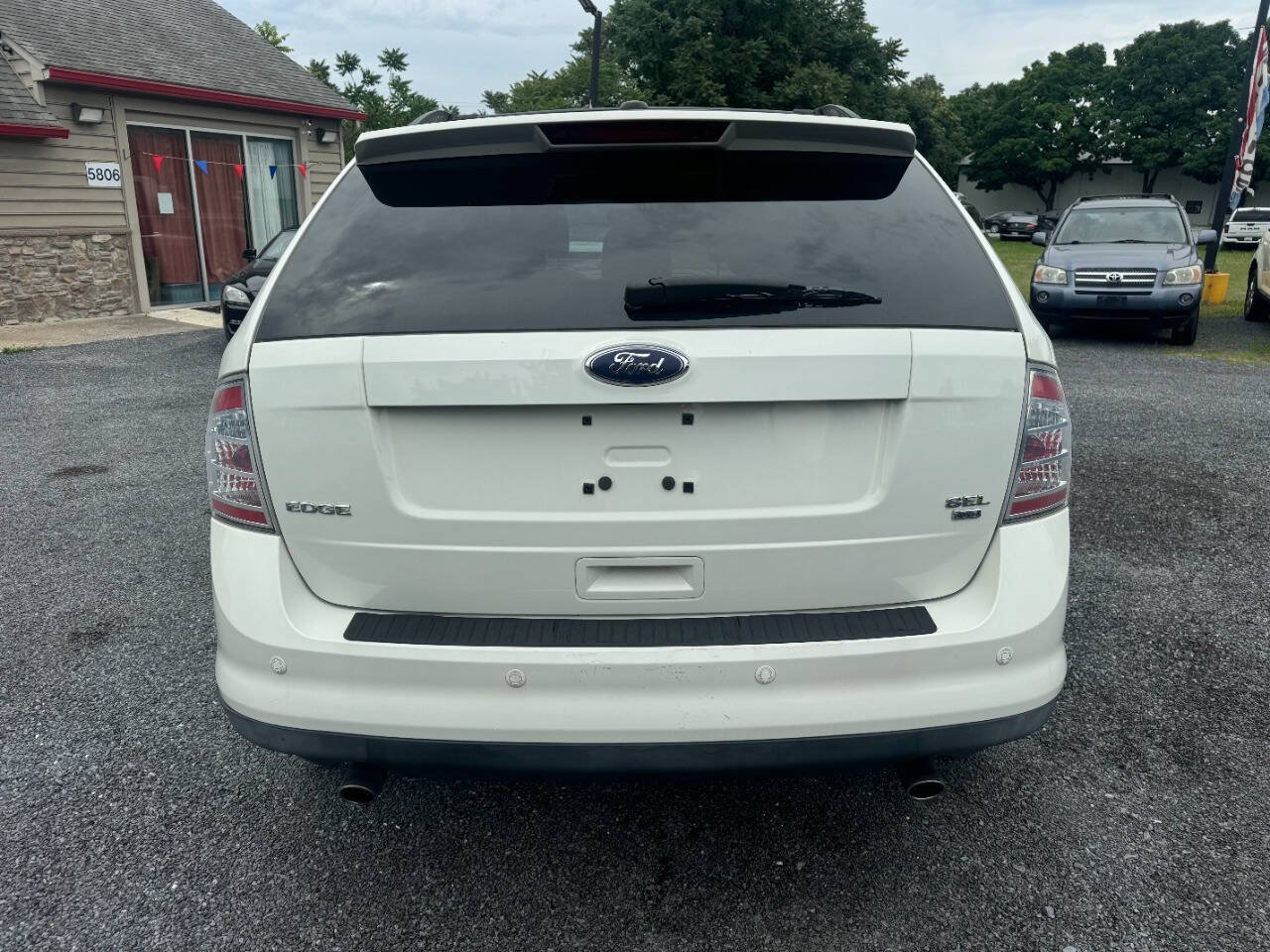 Used 2010 Ford Edge SEL AWD/4WD image 6