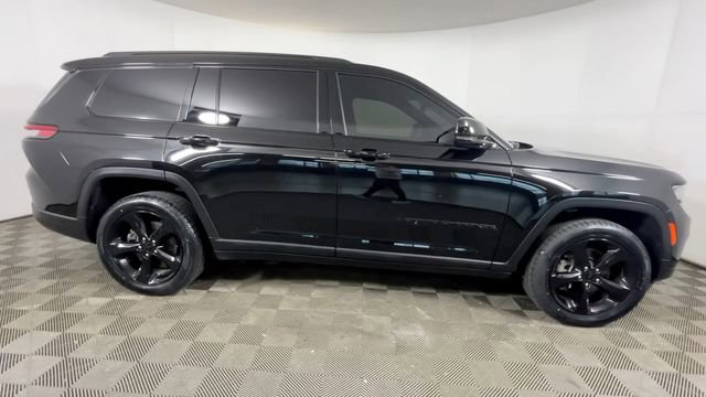 Used 2023 Jeep Grand Cherokee L Laredo AWD/4WD image 3