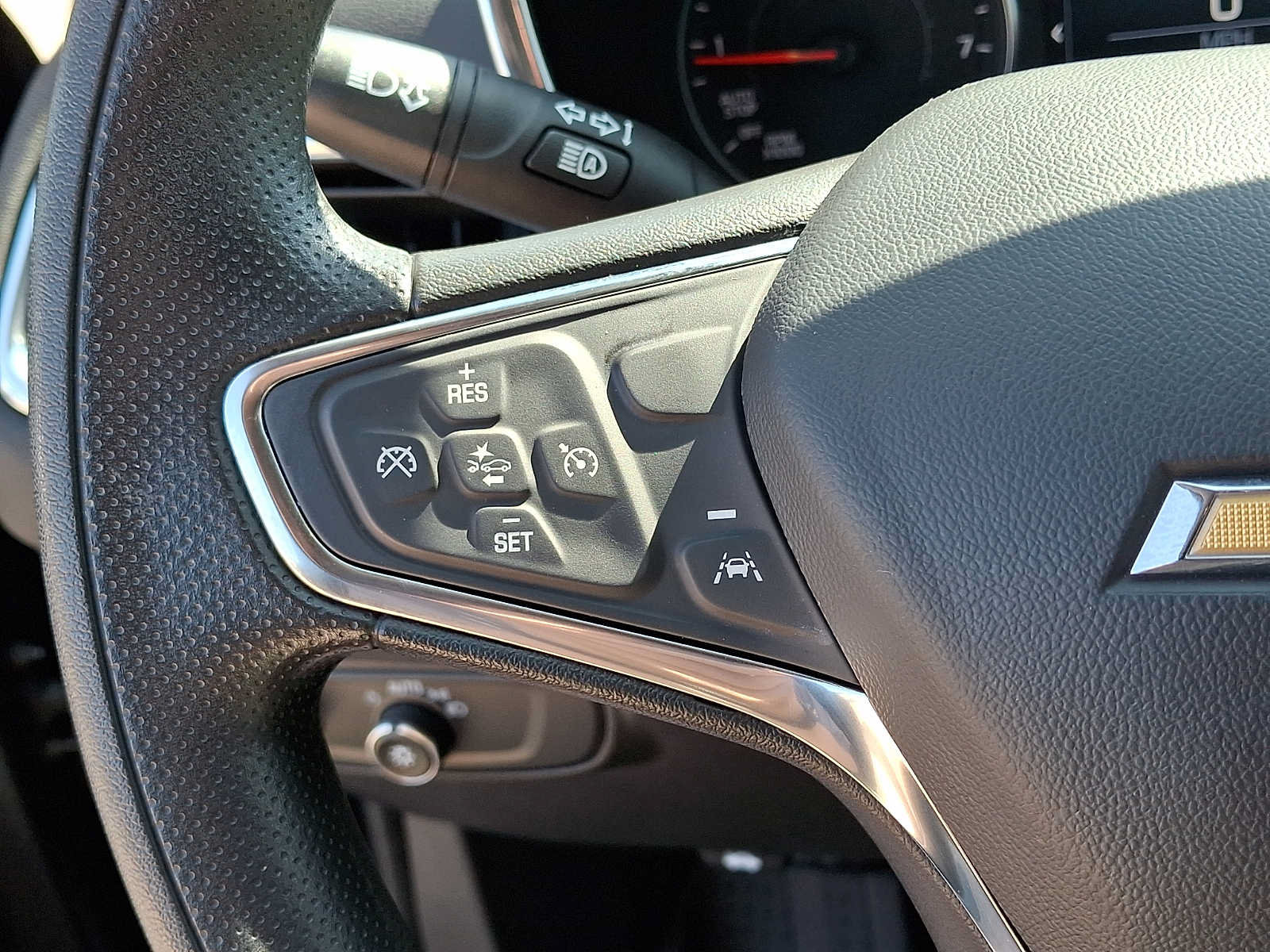 Used 2023 Chevrolet Equinox LT w/ LPO, Floor Liner Package FWD image 20