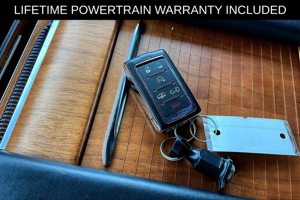 Used 2024 Jeep Grand Wagoneer L Series III image 13