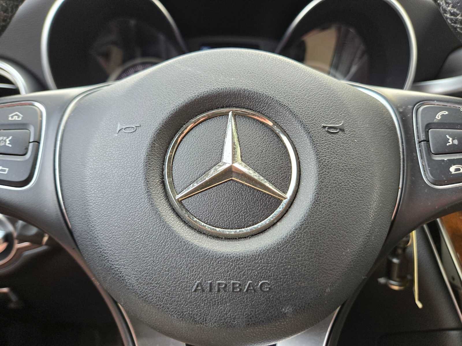 Used 2017 Mercedes-Benz GLC 300 image 23