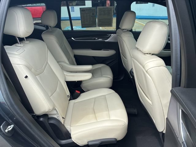 Used 2021 Cadillac XT6 Sport AWD/4WD image 32