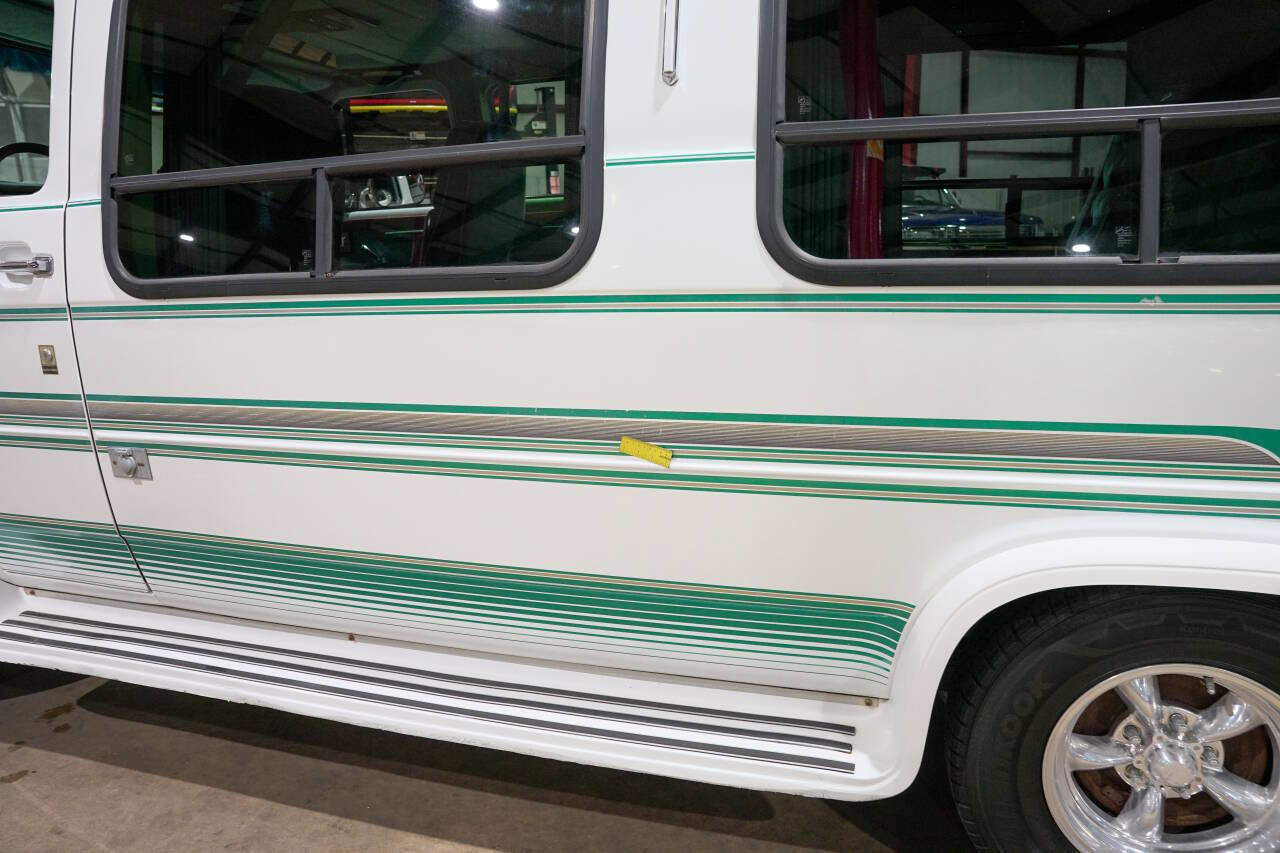 Used 1993 GMC G2500 Vandura RWD image 33